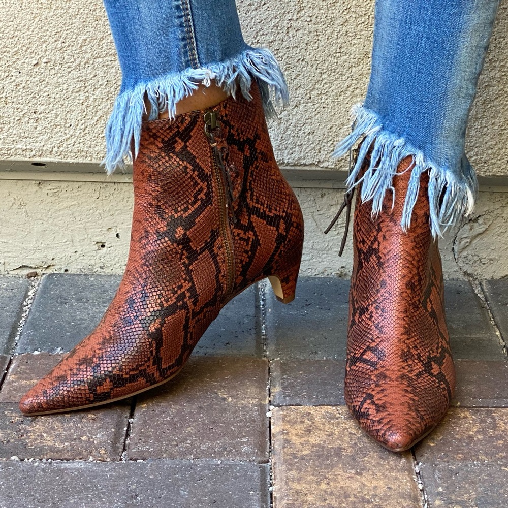 Genuine Leather Exotic Kitten Heel Pointy Toe Boot - Picture 3 of 11